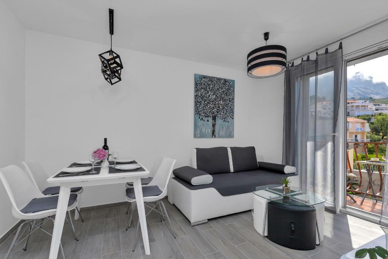 Apartment Kate Podgora Bagian luar foto