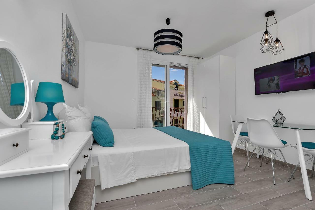 Apartment Kate Podgora Bagian luar foto