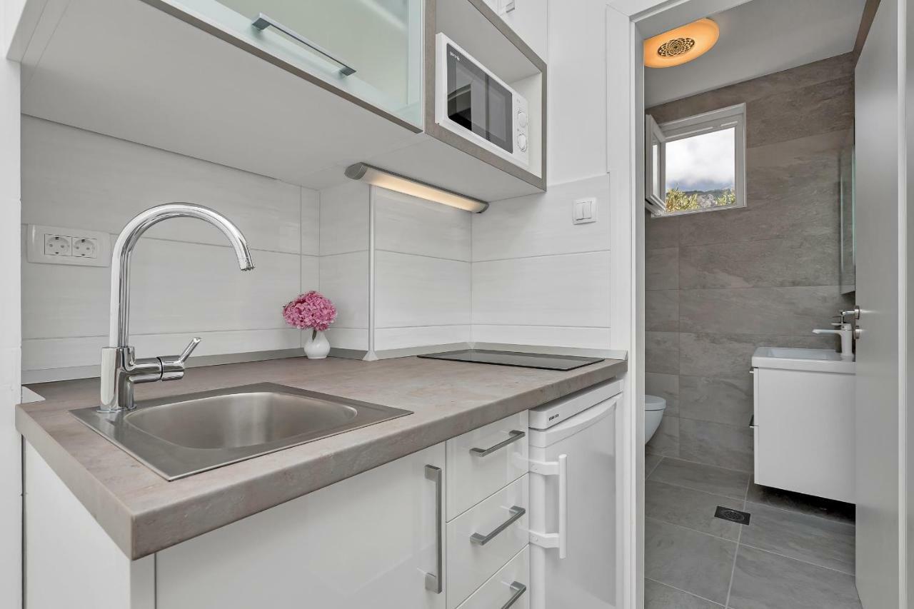Apartment Kate Podgora Bagian luar foto